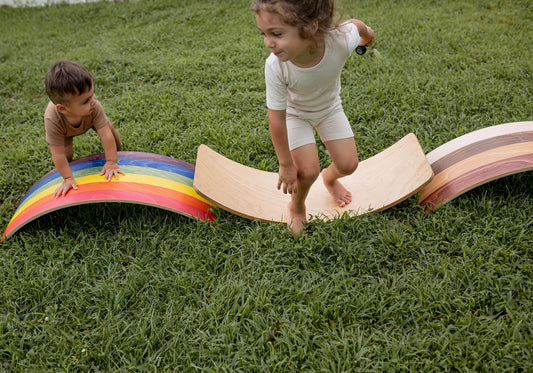 The Importance of Outdoor Play for Child Development in Today’s Digital World